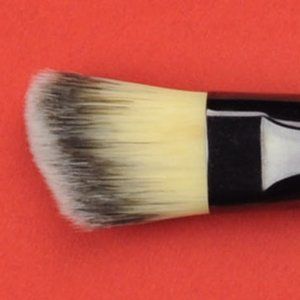 RAE MORRIS 24 FOUNDATION CONTOUR BRUSH